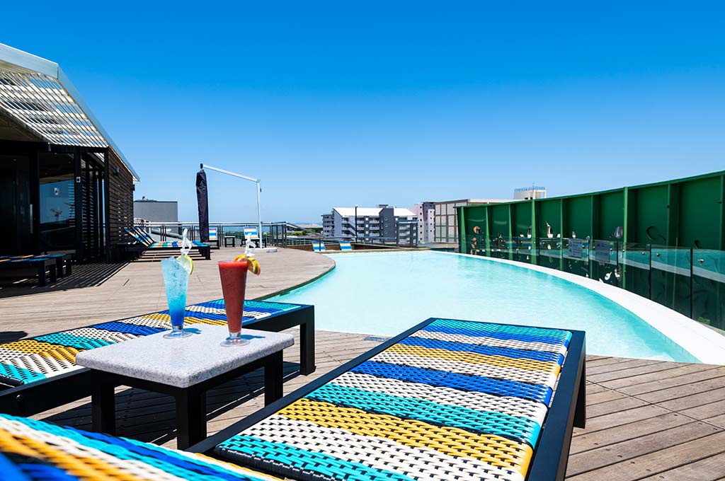 GatewayHotel-Pool