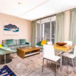 Studio-Suite-Lounge-aha-Harbour-Bridge-Hotel-and-Suites