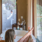 Thatched-Suite-Bath-and-Exterior-Shower