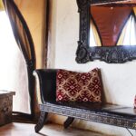 hatari_loveSeat